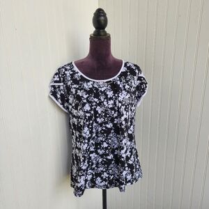 Adrienne Vittadini Black White Floral Sleeve Top Shirt Flare Short Sleeve Sz L